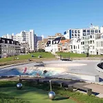 115 M2 Apartment With Garden 200M From The Beach